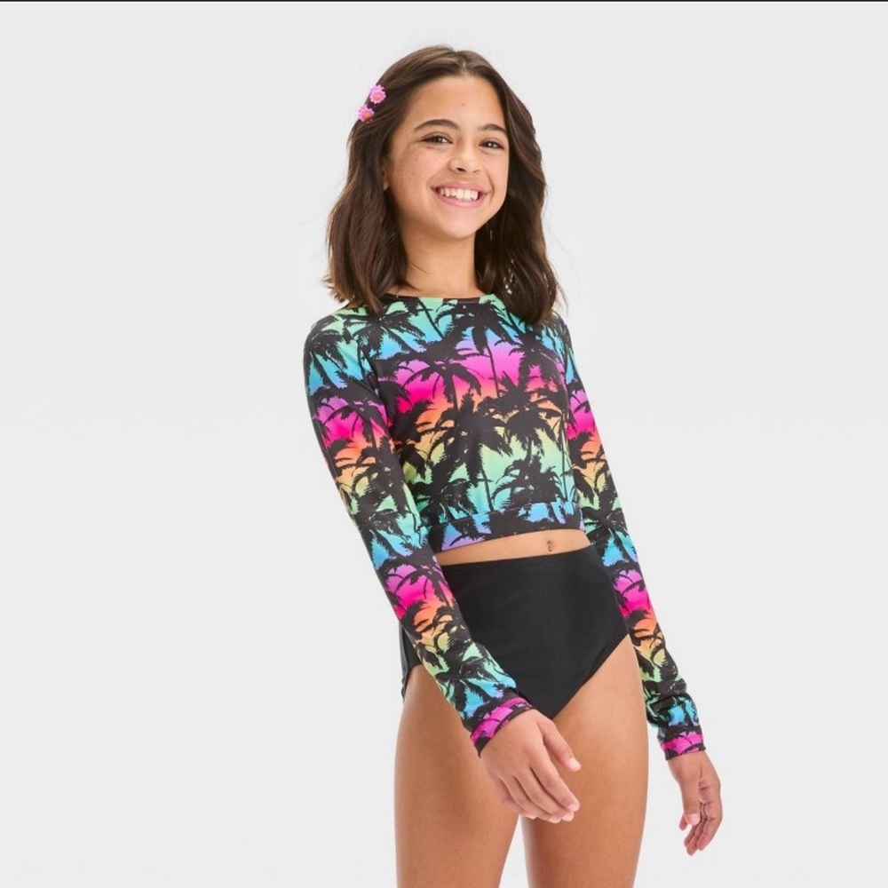 Girls' Tropical Ombre Design Rash Guard
Swim Top - art class-Black